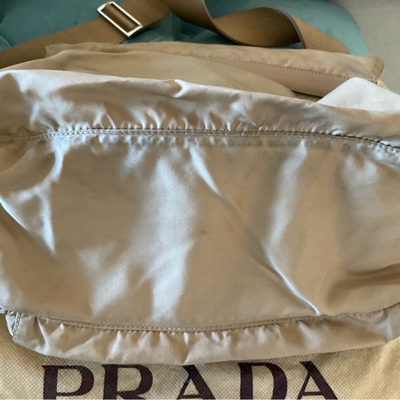 Prada Tessuto Messenger bag in Tan - Picture 4 of 6